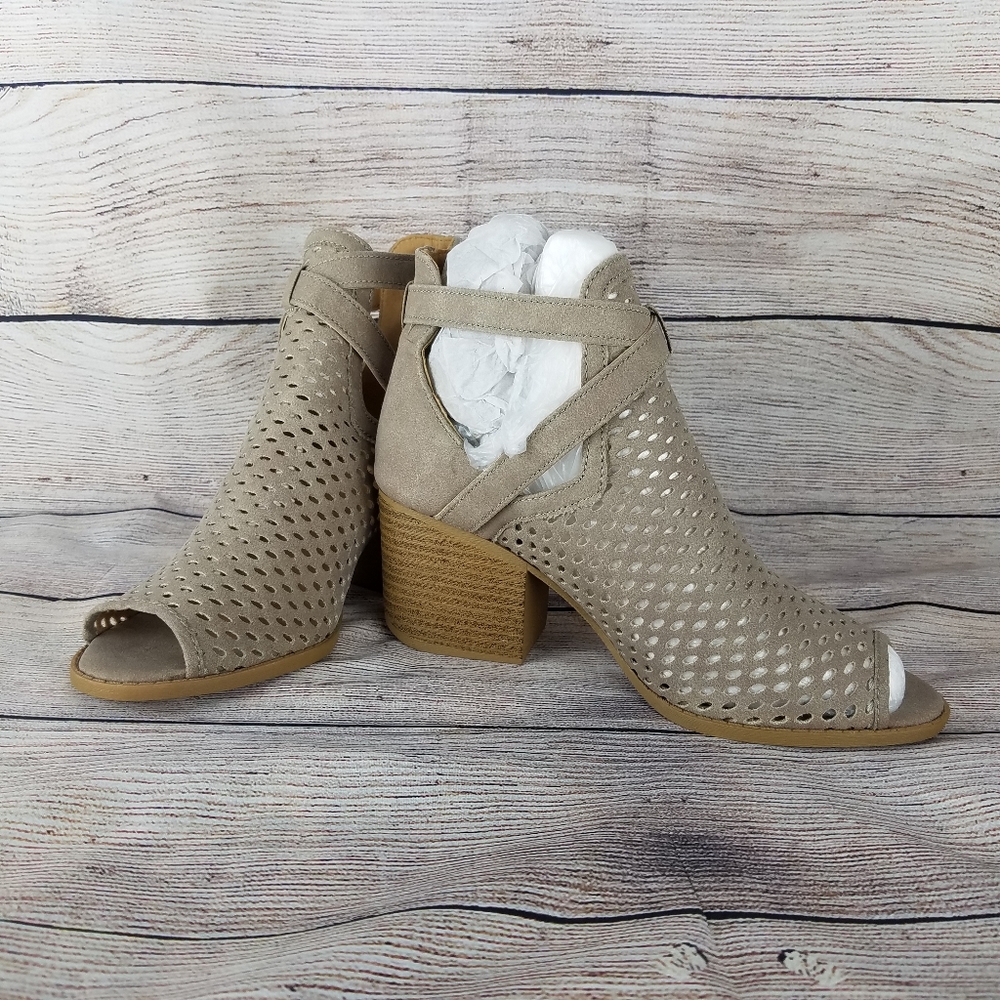 NWOT Peep Toe Booties in Color Taupe - Picture 4 of 10